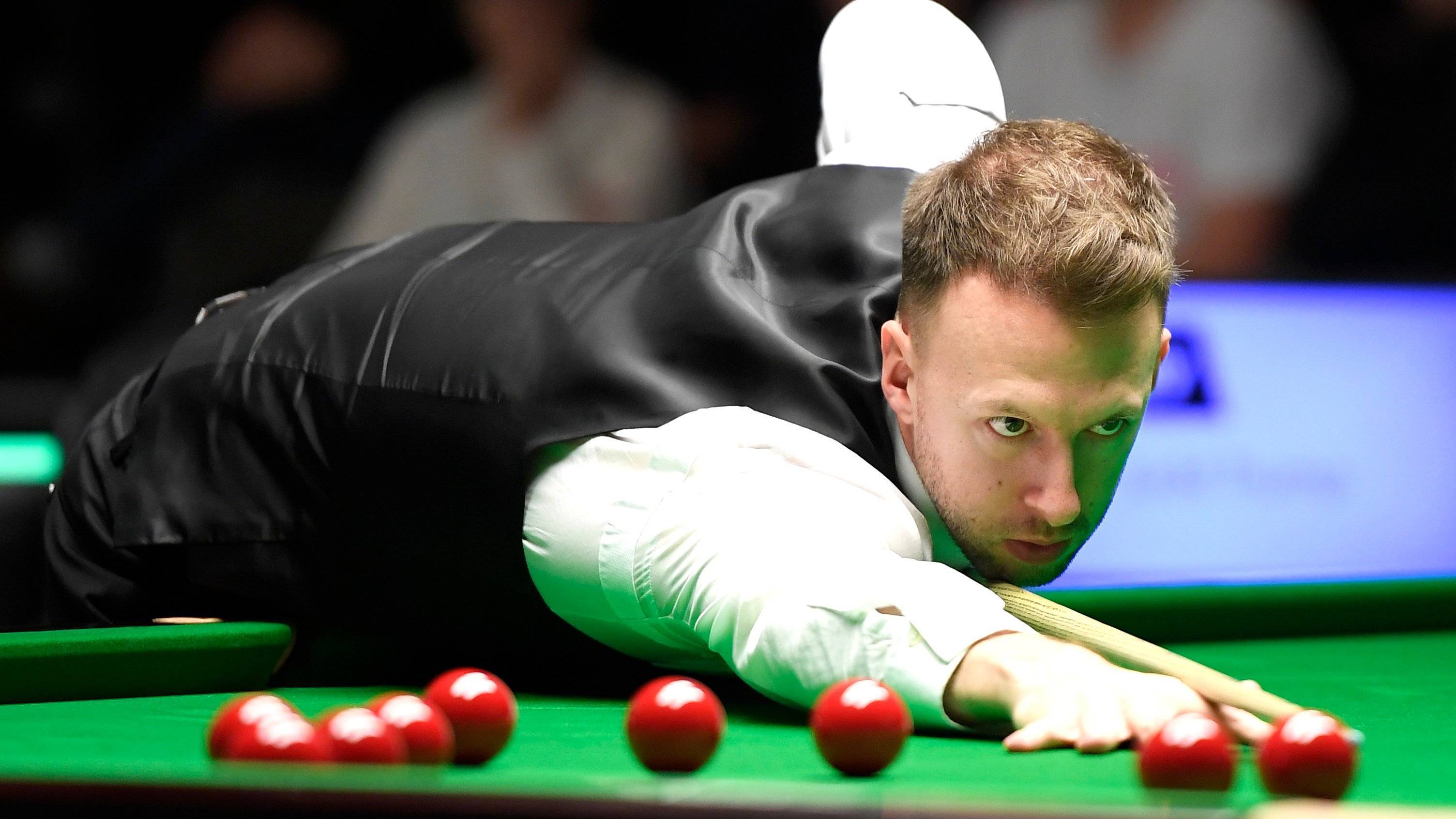 且手里有东 且手里有东